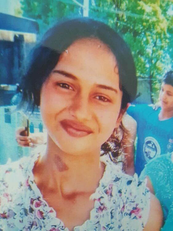 Издирват 14-годишно момиче от повече от две седмици