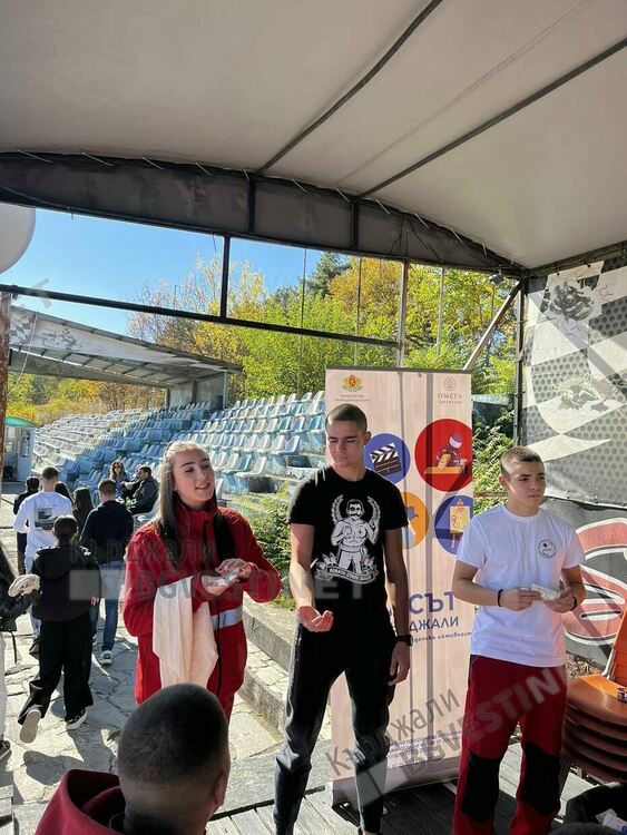 Сдружение „Омега“ проведе младежка инициатива за безопасно движение на пътя