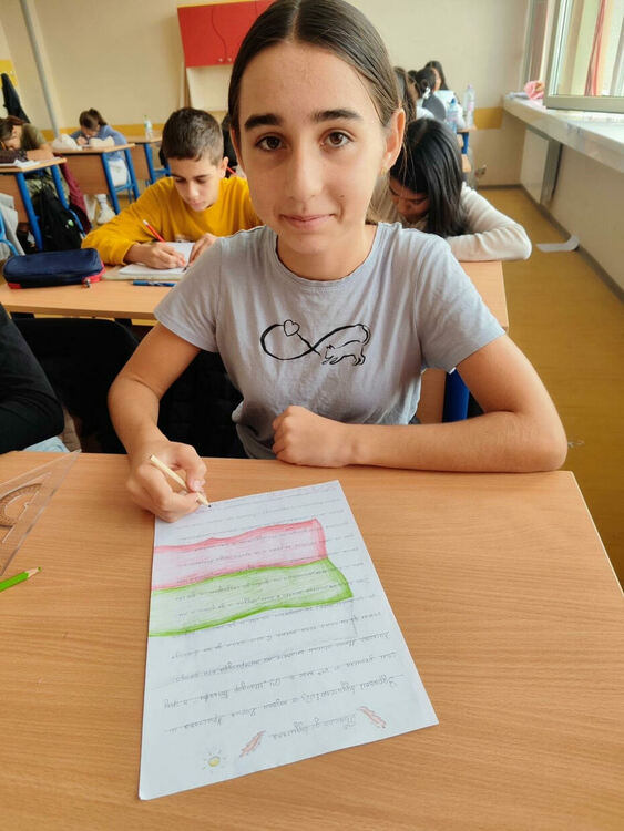 Ученици от ОУ „Шандор Петьофи“ писаха писма до будителите