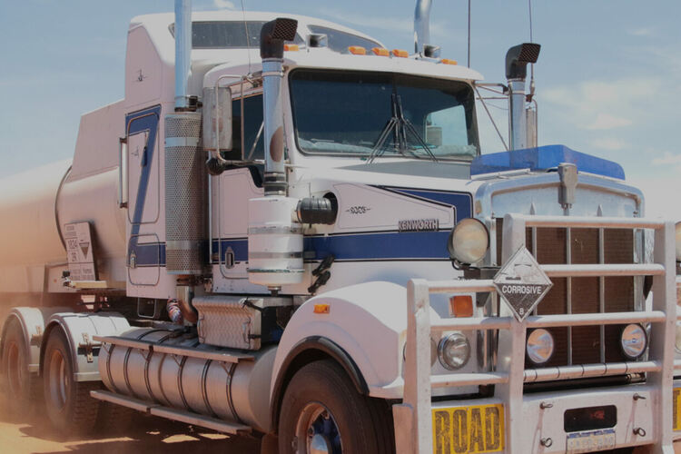 Търсачи на богатства и Тираджии в пустошта по Viasat Explore