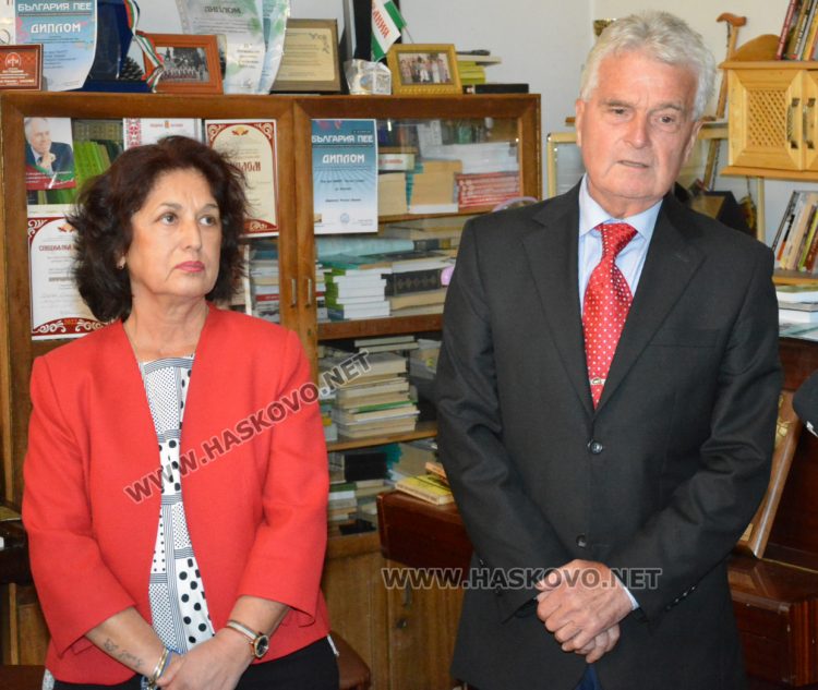 Талантливата Йорданка Велева зарадва тракийци за Деня на народните будители