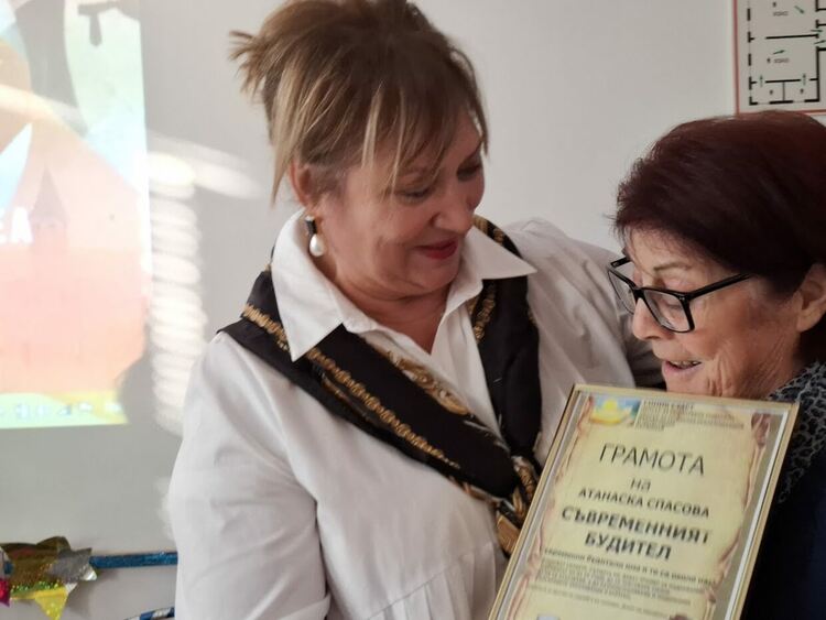 ЦОП и ЦСРИ отбелязаха Денят на народните будители