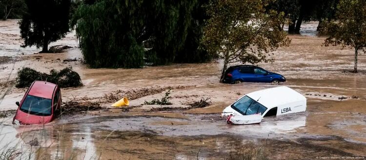 Над 150 са вече жертвите на наводненията в Испания