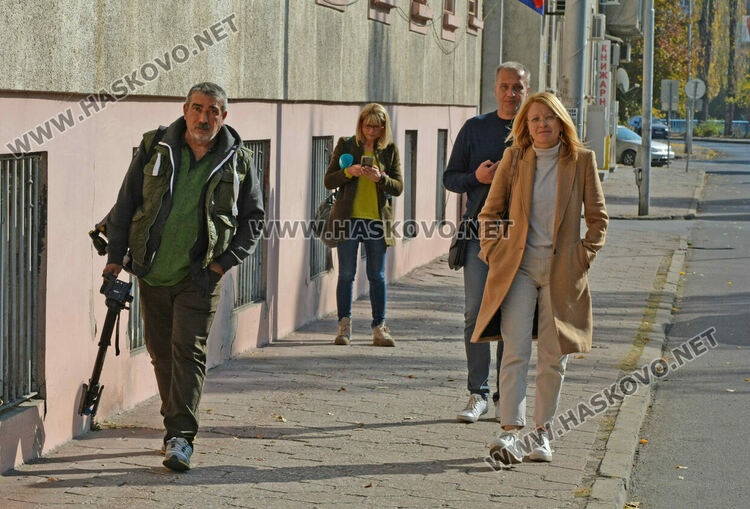 Нападателите на екипа на БТВ в Хасково с обвинение от прокуратурата и под гаранция