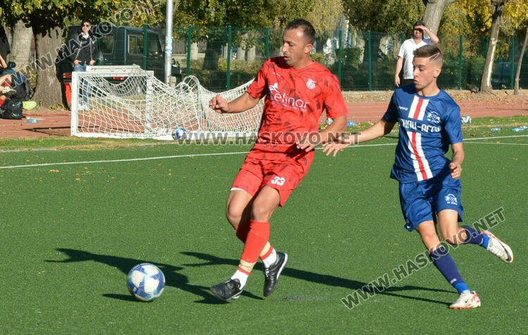 Футболистите на „Хасково“ отново с победа, „Саяна“- загуби