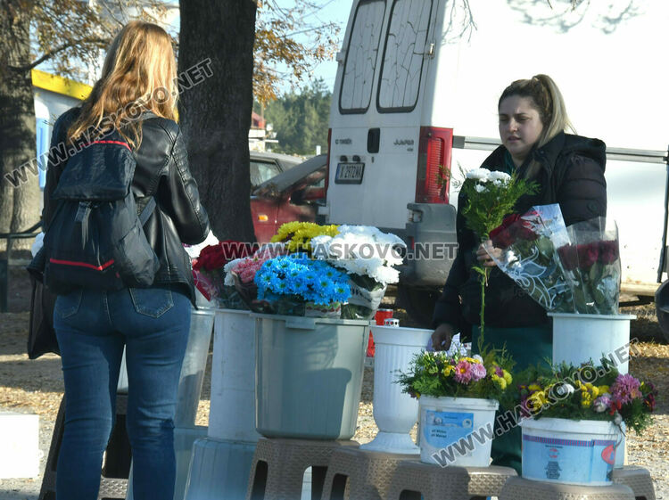 Архангелова задушница е! 	