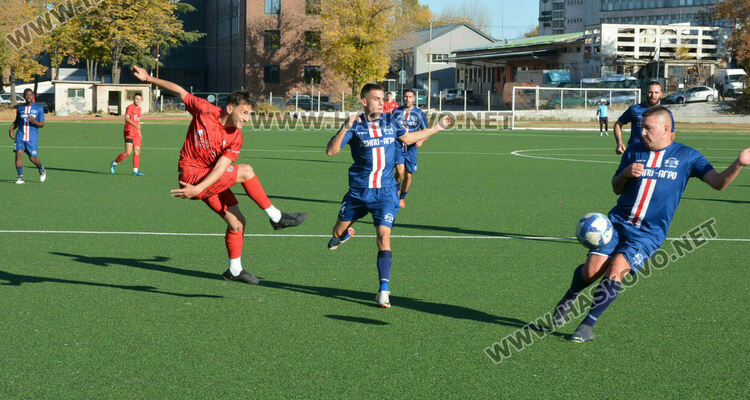 Футболистите на „Хасково“ отново с победа, „Саяна“- загуби