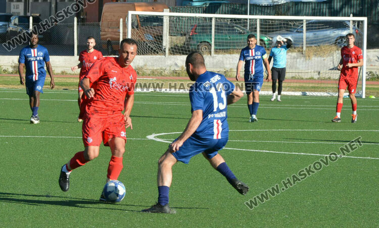 Футболистите на „Хасково“ отново с победа, „Саяна“- загуби
