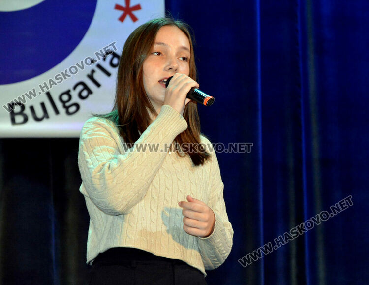 Младежкият център е сцена на талантите от феста "Фантазия"