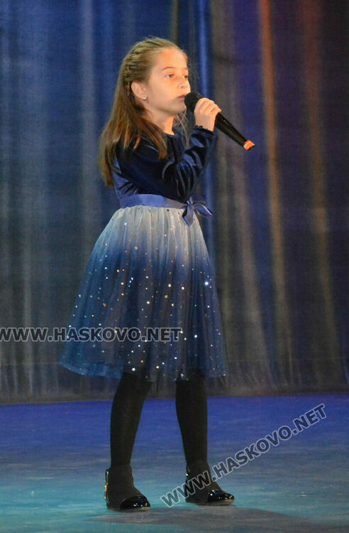 Младежкият център е сцена на талантите от феста "Фантазия"