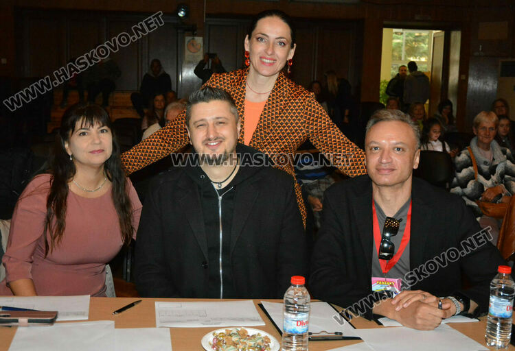 Младежкият център е сцена на талантите от феста "Фантазия"