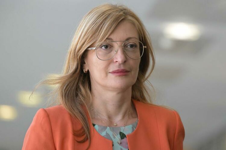 Обявиха кога ще бъде изслушан българският кандидат за еврокомисар Екатерина Захариева