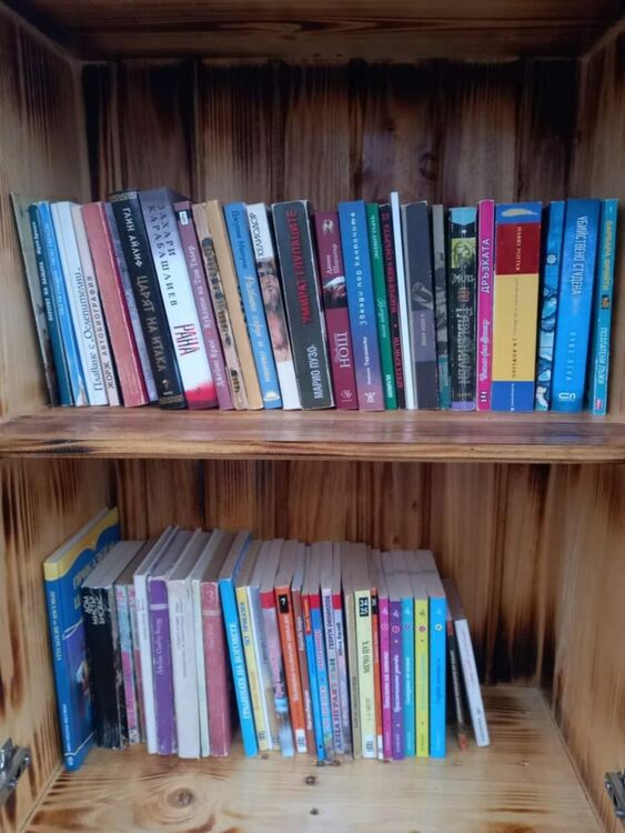 Къщичка за книги поставиха ученици в с. Чепинци