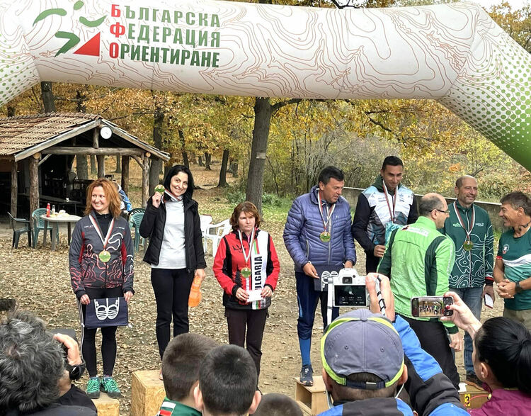 7 медала за състезателите на „Компас“ от Купа „Сърнена гора“