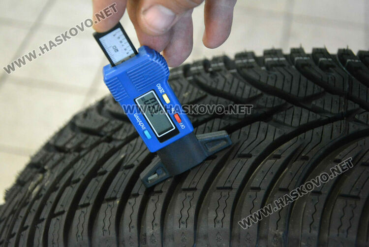 Между 10 и 60 лева струва в Хасково смяната на летните със зимни гуми  