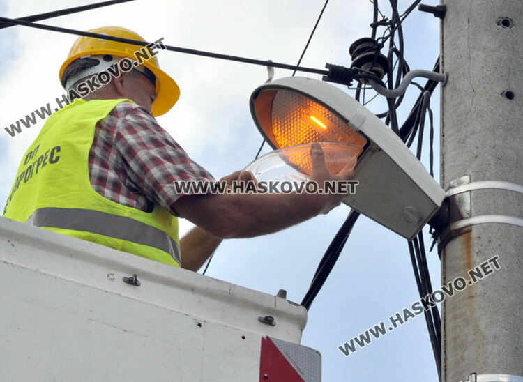 Пет общини от Хасковско получават общо над 3,63 млн. лева за ефективно улично осветление