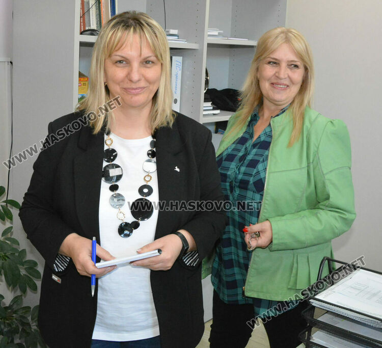 Представиха вестник „Паскалевци“ за 60-годишнината на ПГТ „Александър Паскалев“