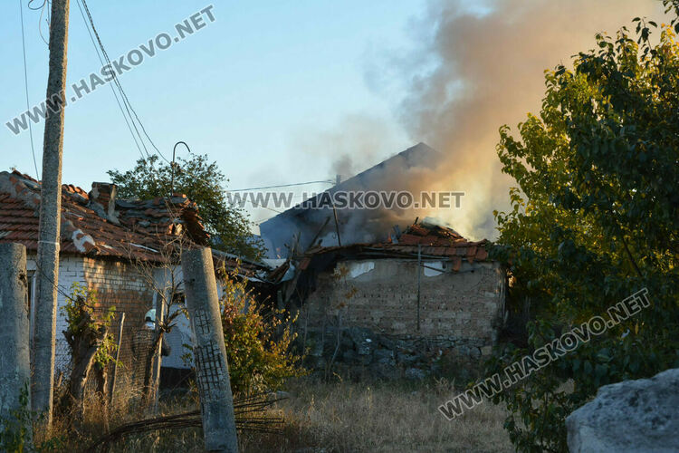 Къща изгоря в хасковския квартал „Хисаря“