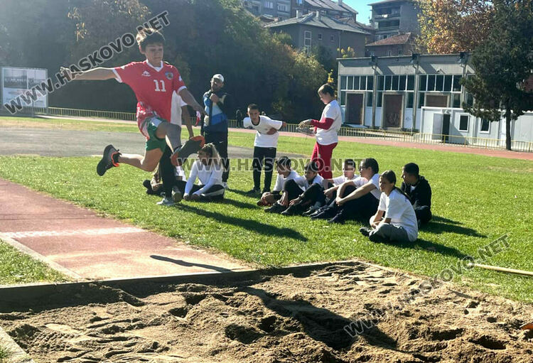 Проведоха се ученическите игри по лека атлетика