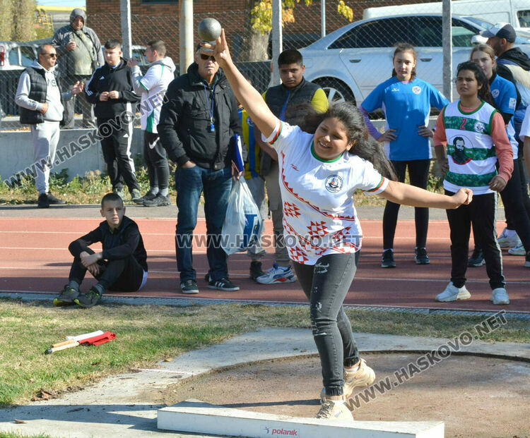 Проведоха се ученическите игри по лека атлетика