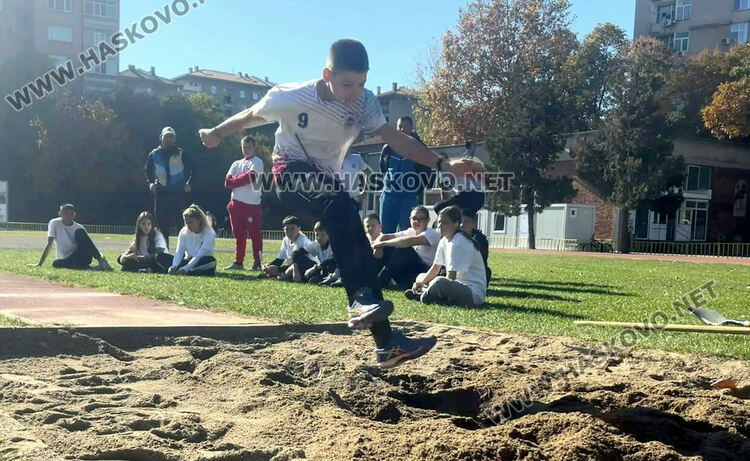 Проведоха се ученическите игри по лека атлетика