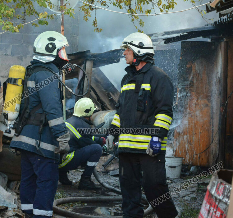 Къща изгоря в хасковския квартал „Хисаря“