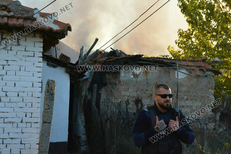 Къща изгоря в хасковския квартал „Хисаря“