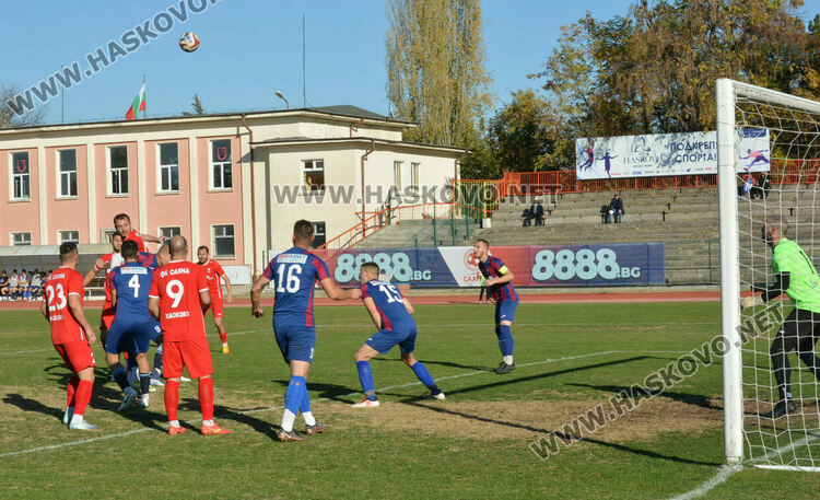 „Саяна Хасково“ се върна към победите с бой над „Асеновец“