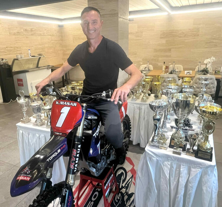 Катката на 50 г.: Мотокросът е интелигентен спорт, изисква търпение за успех