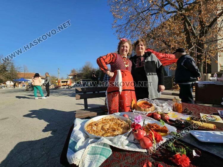 Уникални ястия от тиква представиха в Долно Белево