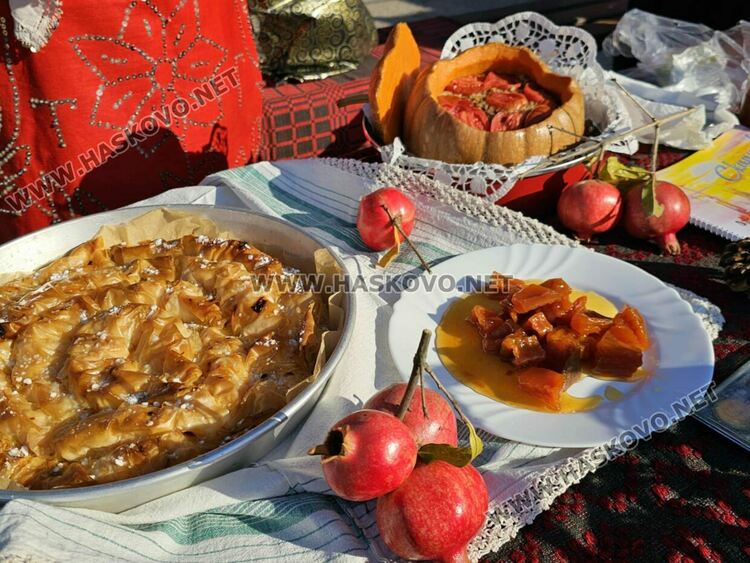 Уникални ястия от тиква представиха в Долно Белево