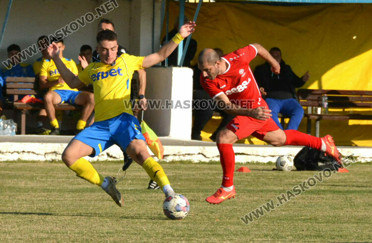 Влади Узунов донесе победата на „Саяна Хасково“  над „Димитровград“