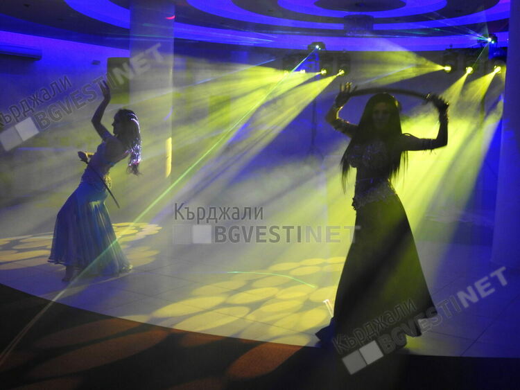 Строителите ни от Кърджалийско отбелязаха с празнична вечер професионалния си празник,уважиха ги от държавната и местна власт