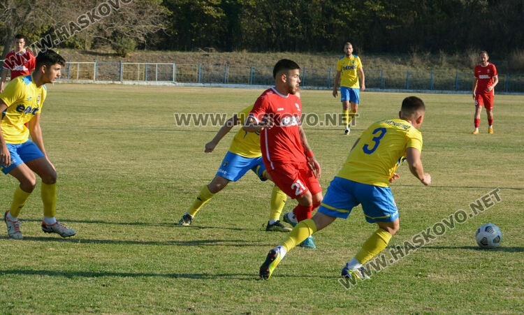 Влади Узунов донесе победата на „Саяна Хасково“  над „Димитровград“