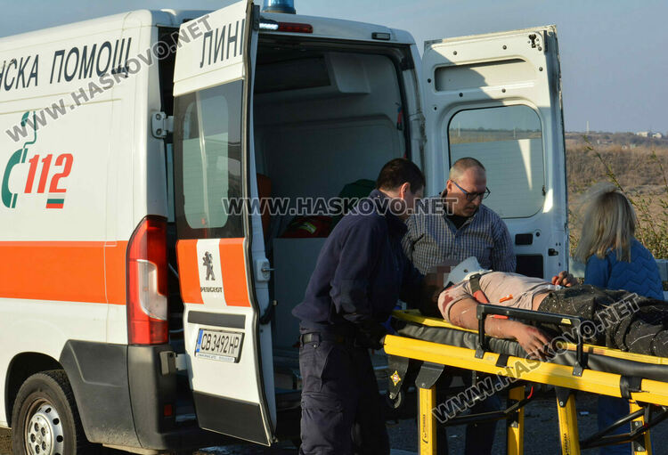 Баща и син са с опасност за живота след тежката катастрофа на магистрала „Марица“