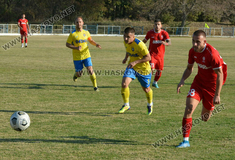 Влади Узунов донесе победата на „Саяна Хасково“  над „Димитровград“