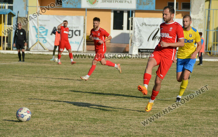 Влади Узунов донесе победата на „Саяна Хасково“  над „Димитровград“