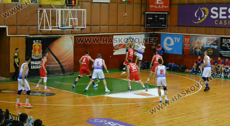 Баскетболният „Хасково“ с пети пореден успех