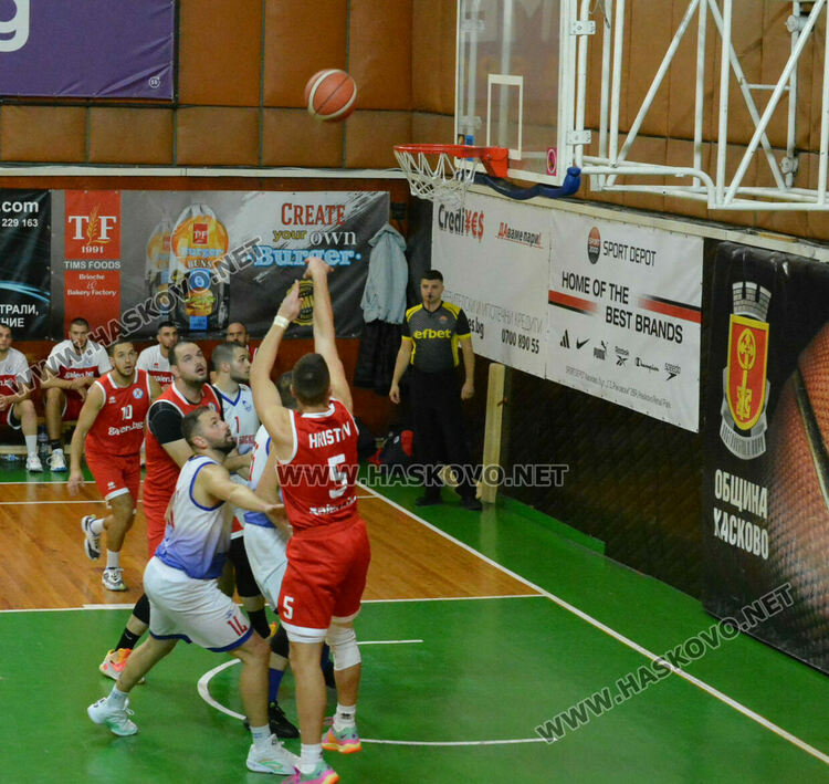 Баскетболният „Хасково“ с пети пореден успех