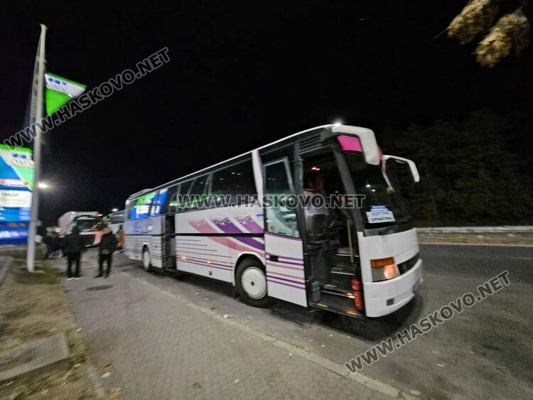 10 автобуса с привърженици на ДПС-НН от Хасковско се включиха в протеста в София