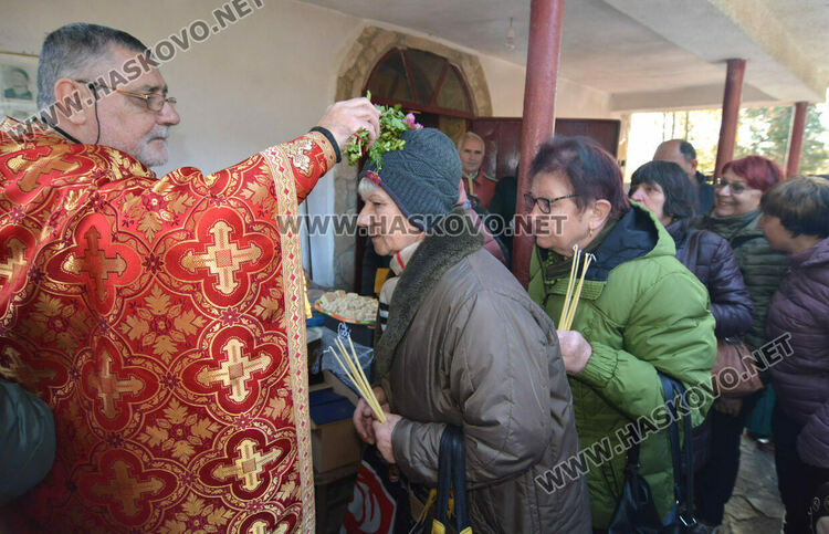 Почитаме Свети Мина – покровителят на семейството