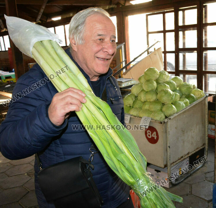 В сезона на туршиите: Зелето и зелените домати поскъпнаха на хасковския пазар