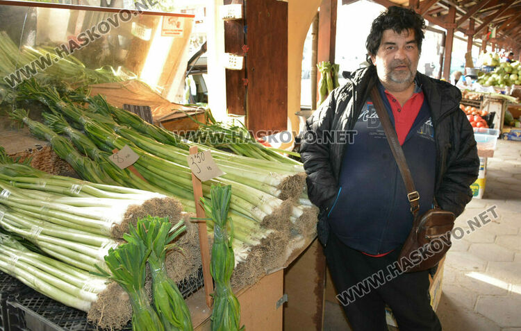 В сезона на туршиите: Зелето и зелените домати поскъпнаха на хасковския пазар