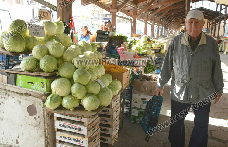 В сезона на туршиите: Зелето и зелените домати поскъпнаха на хасковския пазар