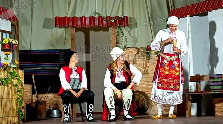 Духовна пробуда в Пчеларово,съживяват възрожденските традиции