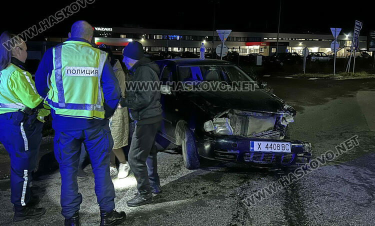 Две коли се разбиха на кръговото между Хасково и Димитровград