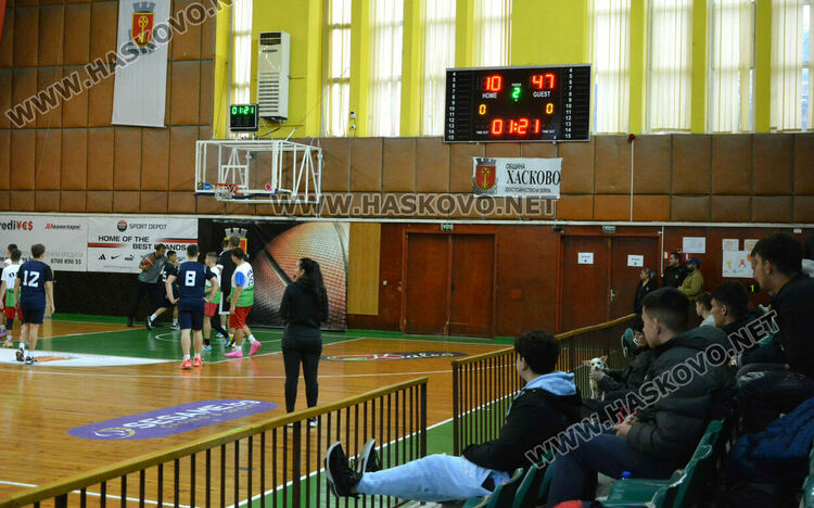 Станаха ясни победителите в общинските ученически игри по баскетбол в Хасково