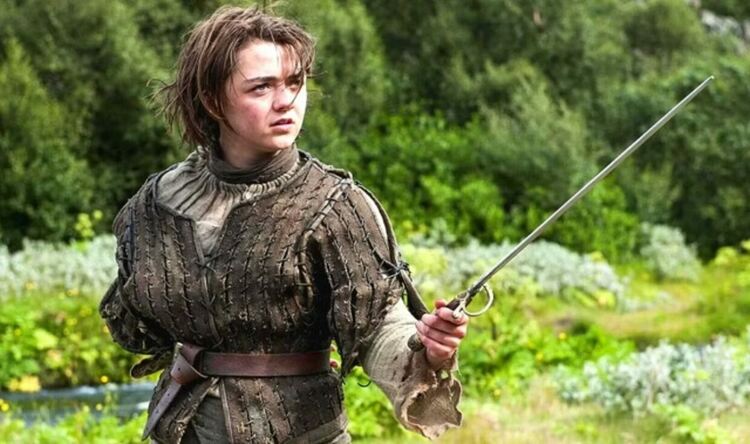 Аря Старк ще се върне на екран, намекна Дж. Р. Р. Мартин