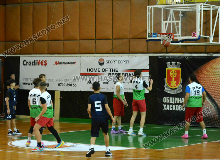 Станаха ясни победителите в общинските ученически игри по баскетбол в Хасково