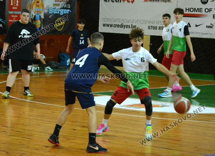 Станаха ясни победителите в общинските ученически игри по баскетбол в Хасково